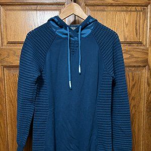 Title Nine Dekker hoodie sweater